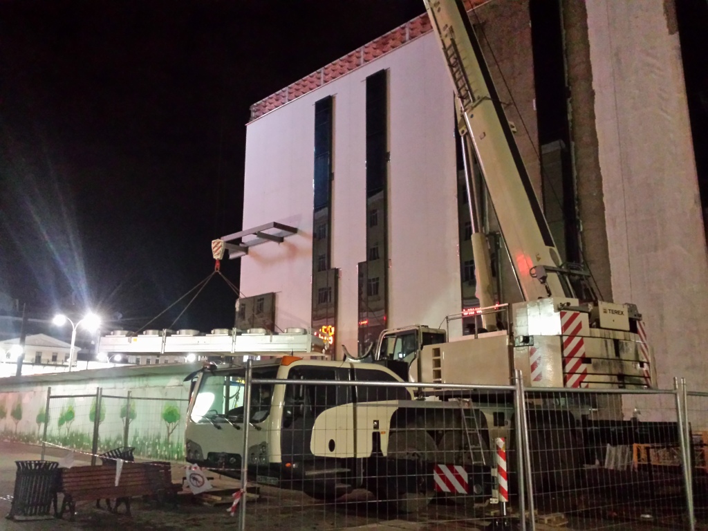 Работа автокрана Terex Demag 100т